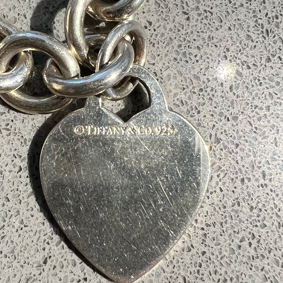 Authentic Tiffany & Co. sterling silver heart necklace - Picture 5 of 6